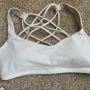 Lululemon Free to be bra size 10